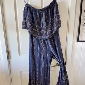 Cute boutique strapless romper